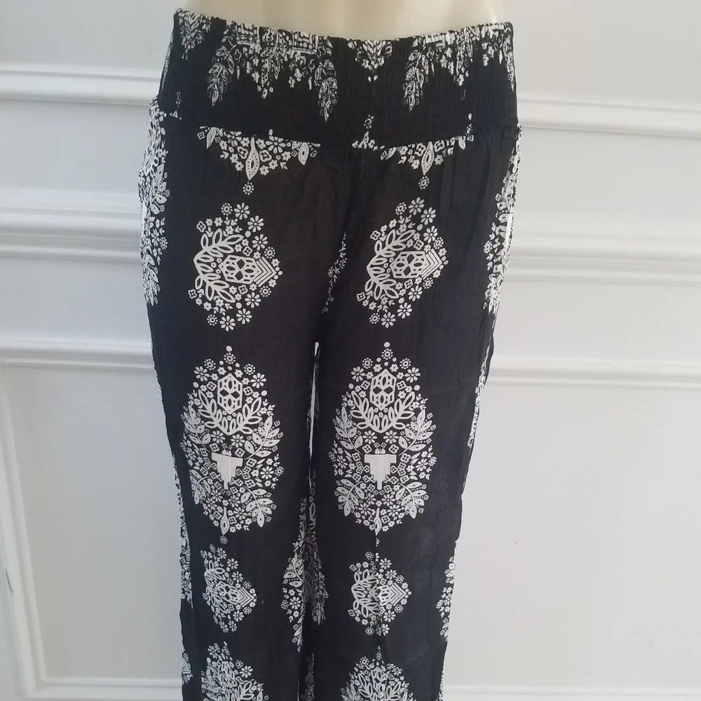 Pull-on wide leg pants - Picture 2 of 5